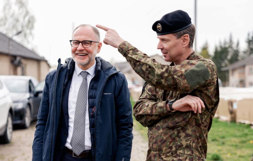 Sprūds no amata atkāpies, lai pasargātu NBS no ieraušanas politiskā kampaņā