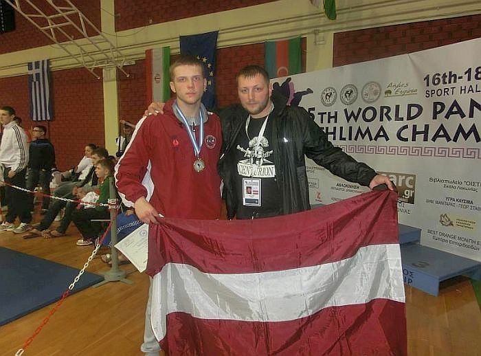 Stopiņu cīkstonim pasaules čempiona tituls