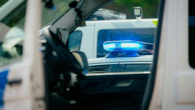 Attēls rakstam: "Tas atspoguļo sabiedrību kopumā." Kā iedzīvotāji vērtē gadījumus, kad policisti ir pārkāpuši likumu?