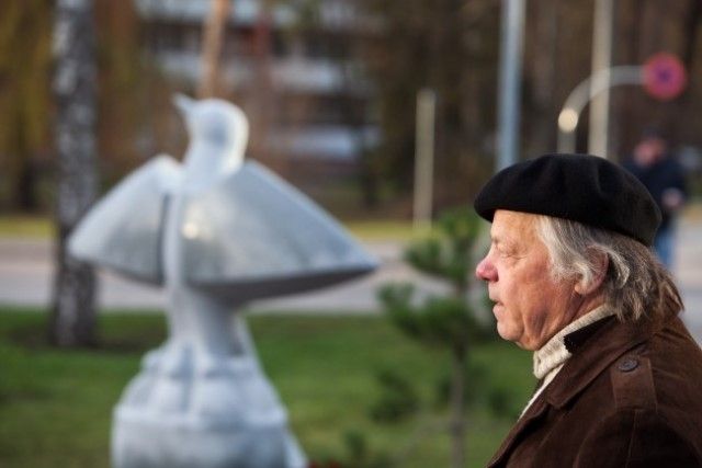 Tēlnieks Jānis Karlovs: Pēc sevis vēlos atstāt ko tādu, kas cilvēkiem dod spēku un ideālus