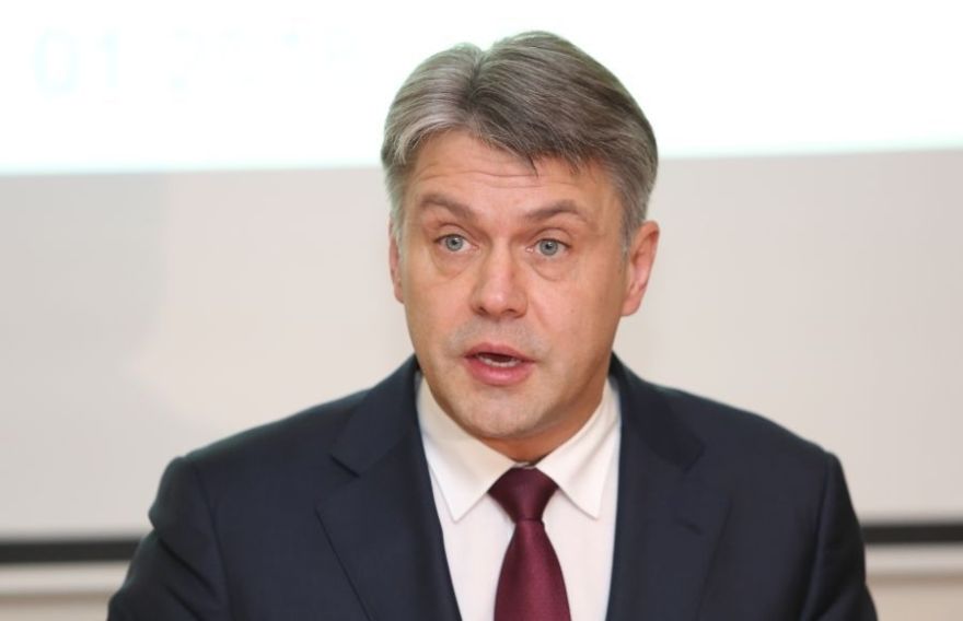 Tiesībsargs: Rasu diskriminācijas novēršanas jautājumam jābūt iekļautam skolu mācību programmās