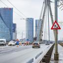 Attēls rakstam: Tik vienkārši? Vanšu tilta remonta laikā autovadītājiem iesaka pārsēsties sabiedriskajā transportā