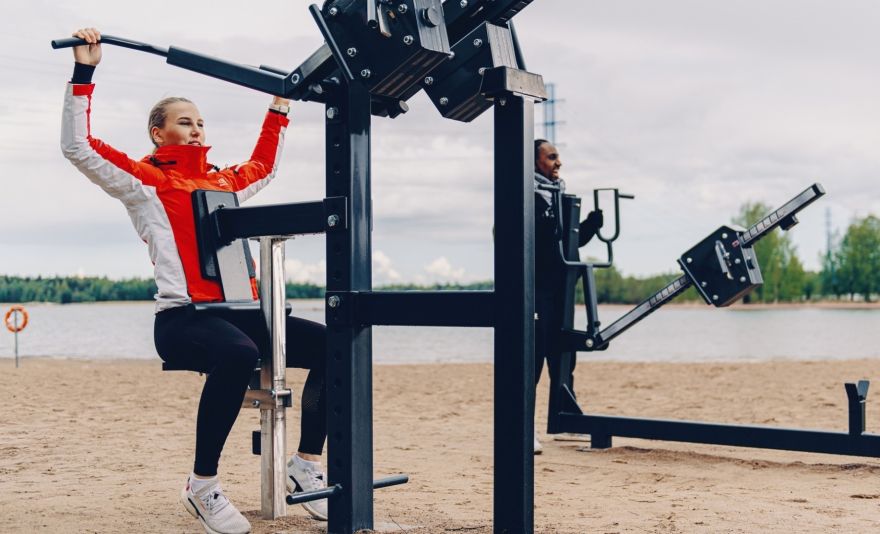 Tīrainē ierīkots pop-up trenažieru laukums