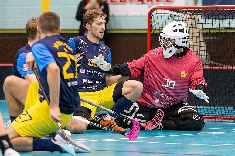 Ulbrokas florbolisti vinnē mājās, zaudē viesos (papildināta)