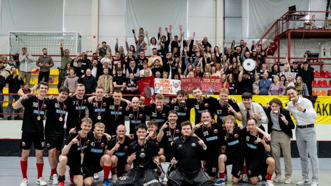 Attēls rakstam: Ulbrokas florbolistiem otrās līgas zelts un pirmās līgas bronza, ķekavietes trešās pirmajā līgā dāmām