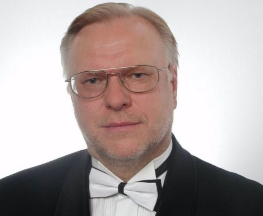 Uldis Osis: Latvijas smagā izvēle starp paralīzi un “motorzāģi”