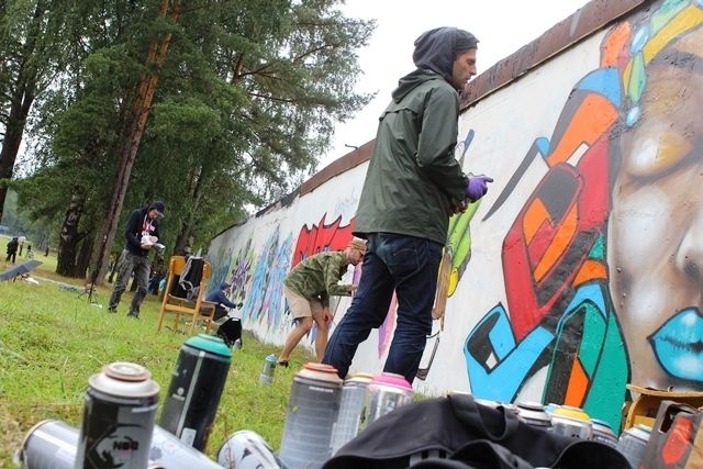 Uz Vangažiem - krāsot grafiti