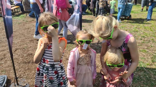 Attēls rakstam: Vai “Goda ģimenes” statusam jābūt uz mūžu? Sākta parakstu vākšana