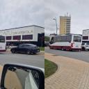 Attēls rakstam: “Vai tiešām tik grūti paiet dažus metrus?” Vecāku paradumi pie Ādažu sākumskolas sadusmo iedzīvotājus
