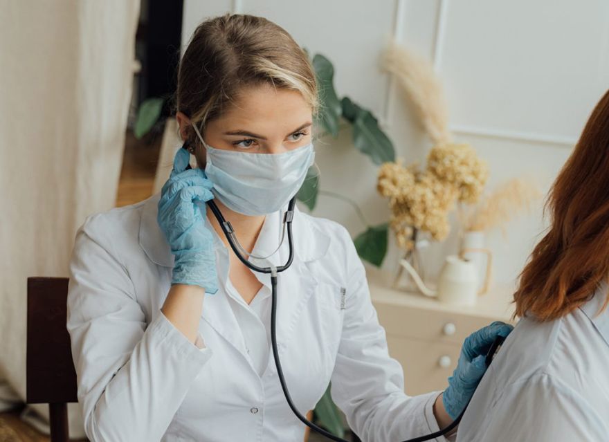 Vai tuvojamies maksas medicīnai? Speciālisti brīdina