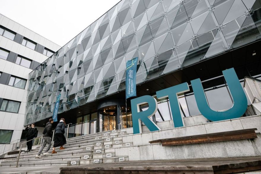 Vairāk nekā trešdaļai valsts iedzīvotāju ir augstākā izglītība