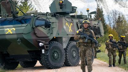 Attēls rakstam: Vairāki tūkstoši karavīru maijā piedalīsies militārās mācībās "Kristāla bulta 2026" un "Spring Warrior"