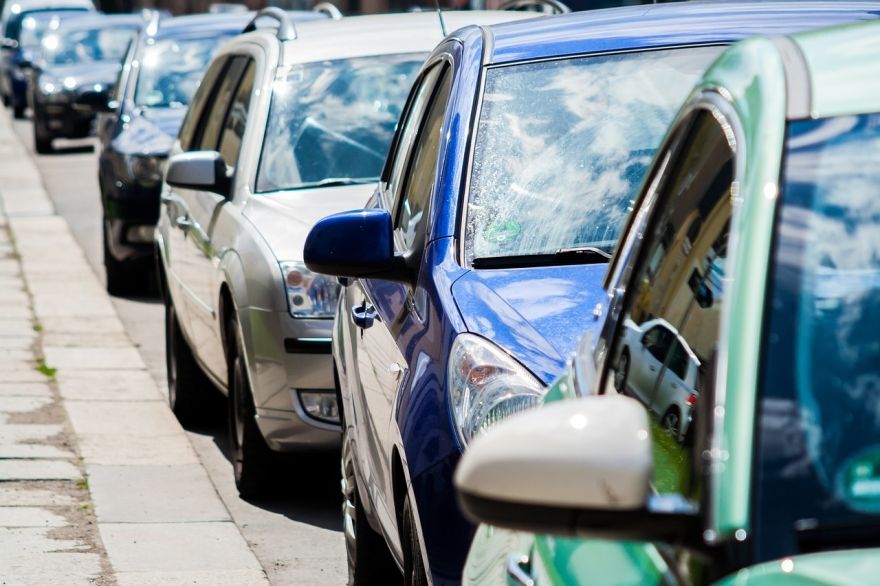 Valdība apstiprina transporta enerģijas likumprojektu