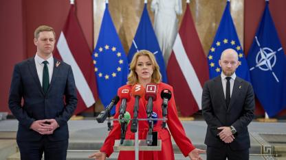 Attēls rakstam: Valdība noturas: koalīcija vienojas turpināt darbu; Švinkam uzdoti "mājasdarbi"