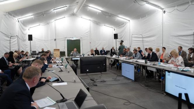 Attēls rakstam: Valsts atlīdzinās dronu radītos tiešos zaudējumus iedzīvotājiem, uzņēmumiem un publiskajai infrastruktūrai