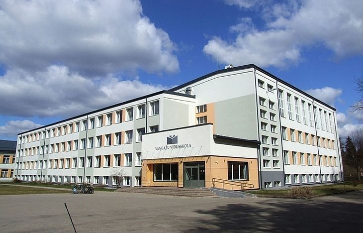 Vangažu vidusskolā pārtrauks pirmsskolas izglītības programmu, nododot to bērnudārzam "Jancis"