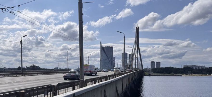 Vanšu tilta pārbūve draud sarežģīt dzīvi tūkstošiem Pierīgas iedzīvotāju