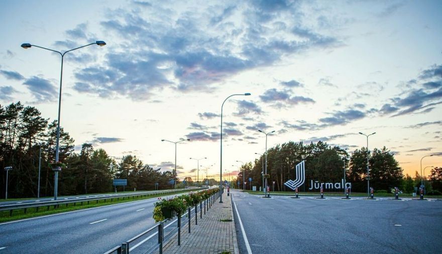 VARAM: Pagarinot nodevas piemērošanas periodu par iebraukšanu, Jūrmala pārsniegusi savas pilnvaras