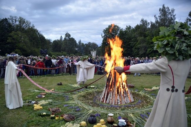 Vasaras saulgriežu svētki Turaidā – starptautiskā folkloras festivāla "Baltica 2018" noslēgums