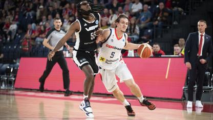 Attēls rakstam: “VEF Rīga” cieš sakāvi cīņā zem groziem un Rumānijā piedzīvo pirmo zaudējumu FIBA Eirokausa sezonā