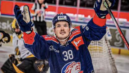 Attēls rakstam: VIDEO. Balcers sezonu sāk ar vārtiem – arī Ābols rezultatīvs Latvijas hokejistu duelī