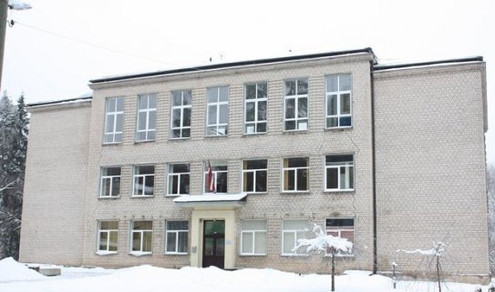 Video: Siguldā top jauna sākumskola 