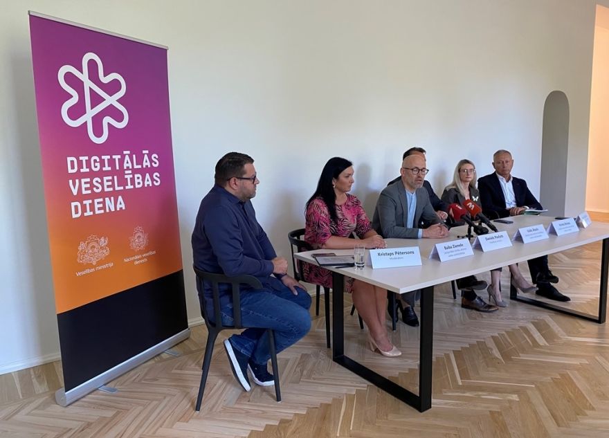Vienojas par jaunu pieeju veselības nozares digitalizācijā