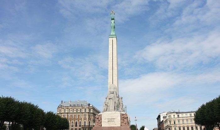 Vineta Poriņa: Pārdomas par preambulu kā Satversmes vairogu