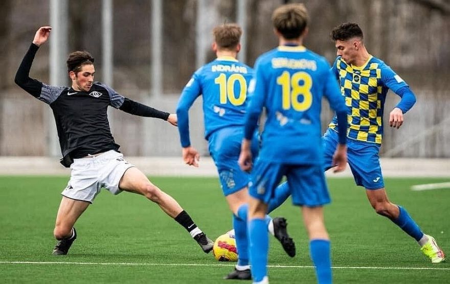 Virslīgas pastarīšu duelī Salaspilī mājinieki zaudē un noslīd uz pēdējo vietu (papildināta)