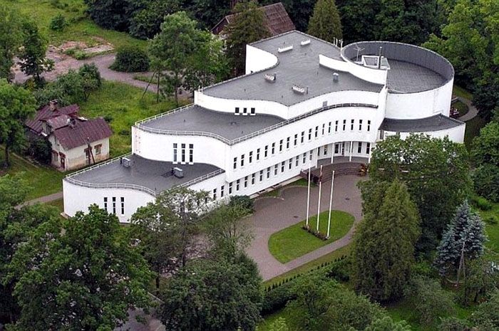 Visus Siguldas kultūras centrus un "Balto flīģeli" apvieno vienā