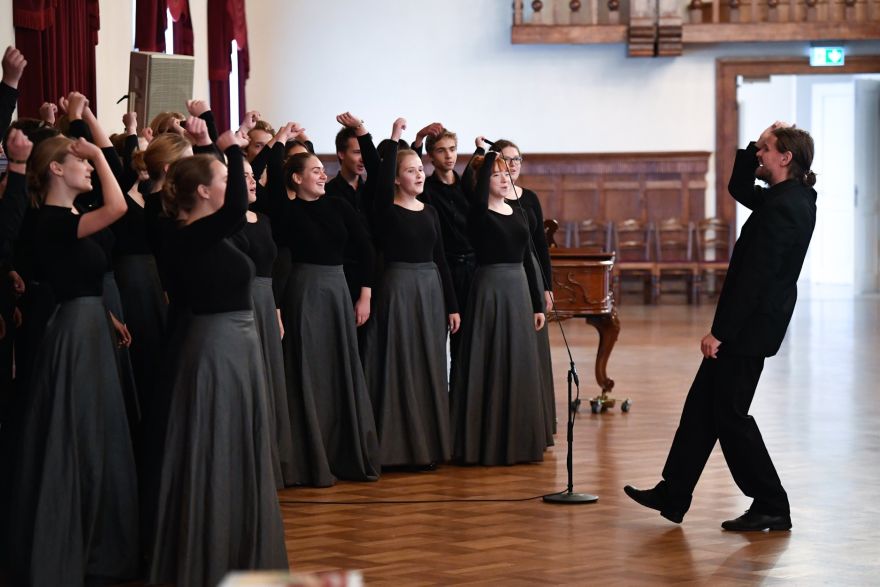Vokālo ansambļu koncertā Salaspilī satiksies dažādi vecumi, pieredzes un balss krāsas