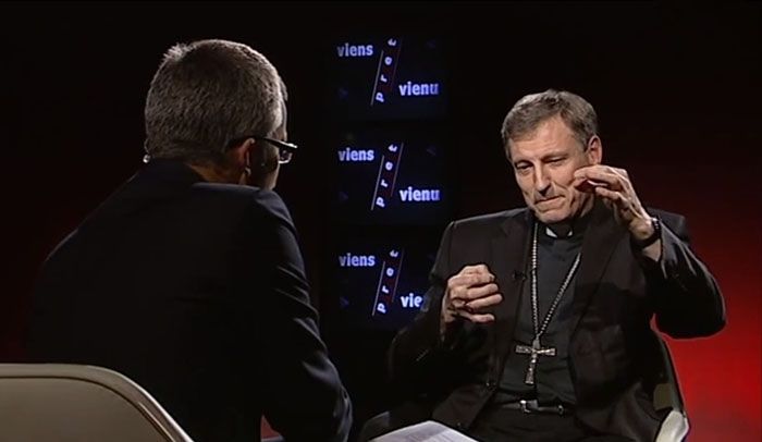 Zbigņevs Stankevičs aicina nebalsot par Sandru Kalnieti un citiem seksuālo minoritāšu "aizstāvjiem"