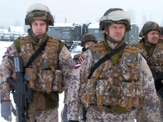 Zemessargi intensīvu slodzi pārvar ar bezbēdīgu strēlnieku noskaņojumu 