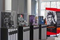 Foto: Jūrmalā skatāmas Ziedoņa pasaku telpiskās ilustrācijas